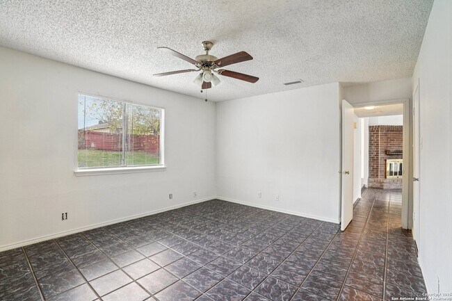 Building Photo - 6222 Candleview Ct