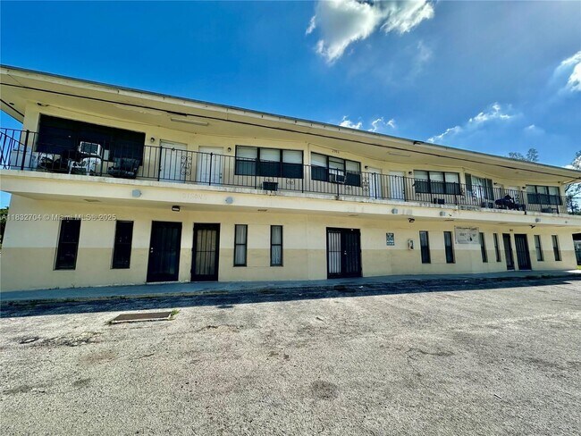 Building Photo - 2987 NW 46th St