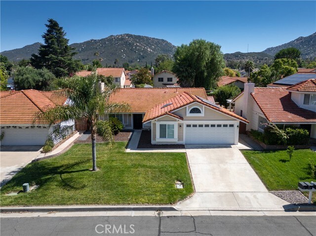 Building Photo - 45419 Silverado Ln
