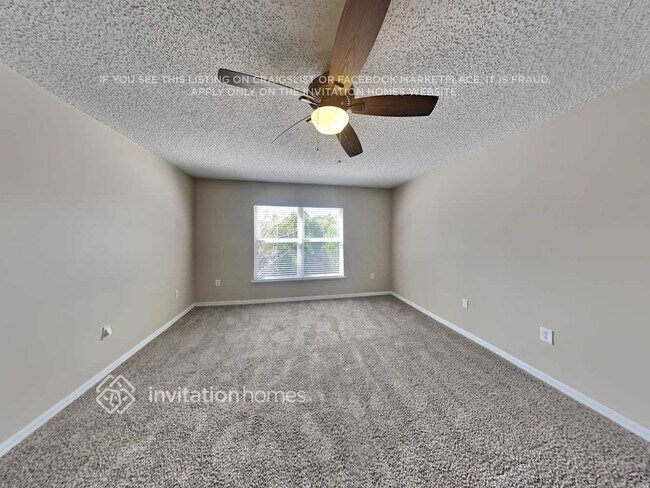 Building Photo - 5728 Oakwood Knoll Dr