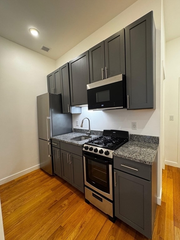 Building Photo - 64 Market St