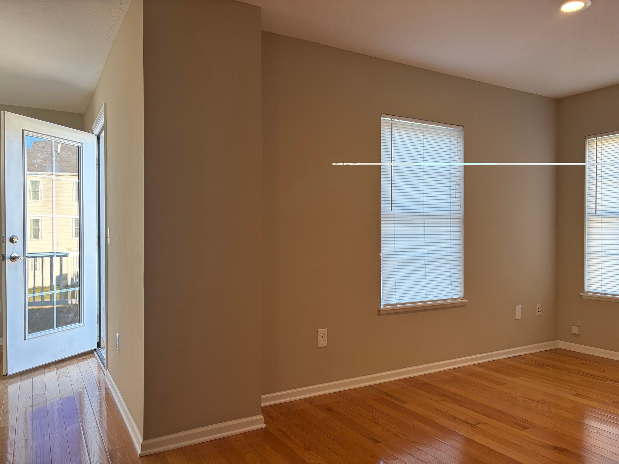 Livingroom - 1913 E 86th St