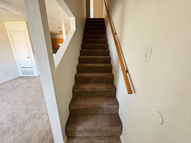 Building Photo - 4303 Deek Dr