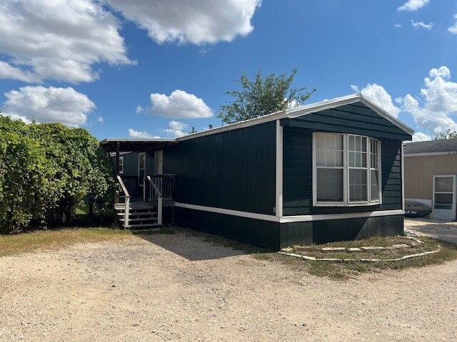 Building Photo - 48 Willowbrook Ct