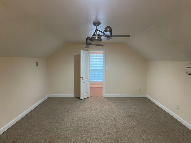 Building Photo - 6833 Corto Rd