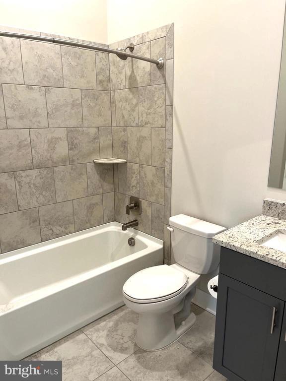 Building Photo - 7795 Barrensdale Rd