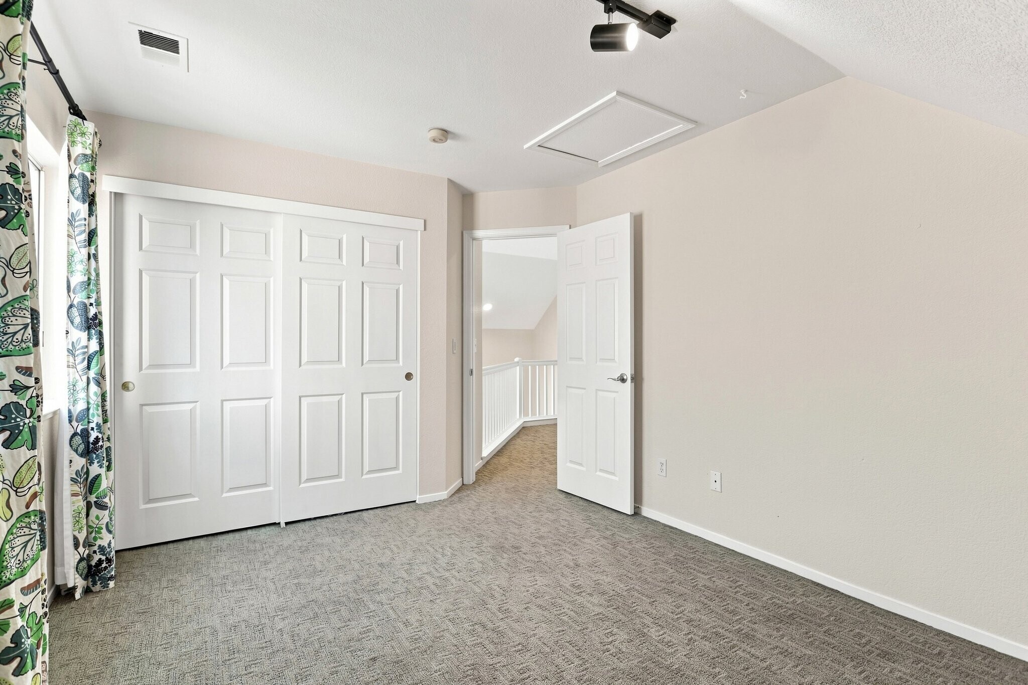 Building Photo - 2693 Mission Greens Dr