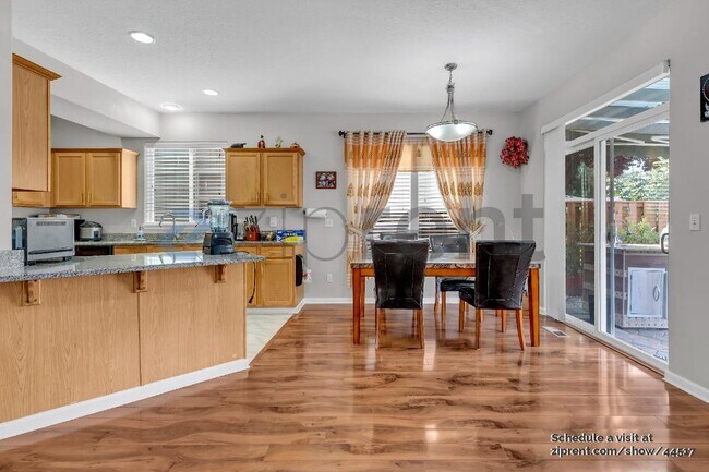 Building Photo - 3963 NW 148th Pl