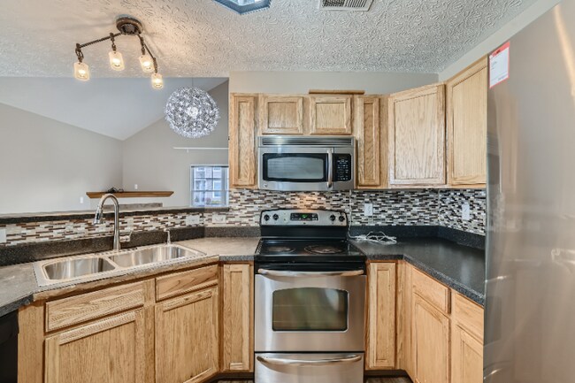 Building Photo - 5522 Spring River Ave