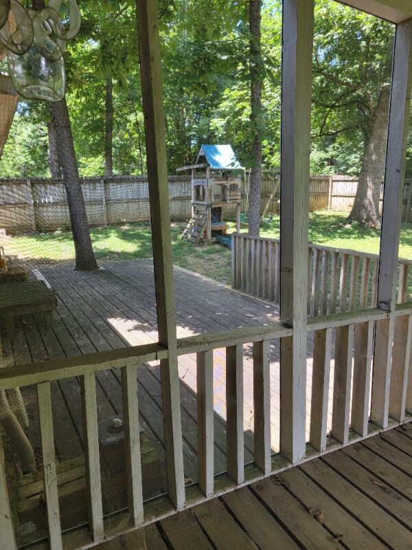 Building Photo - 712 E Fox Den Dr