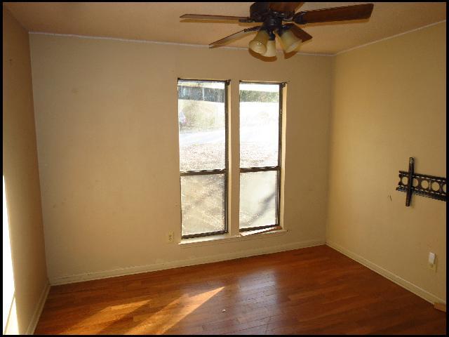 Building Photo - 12124 Shawnee Forest Dr