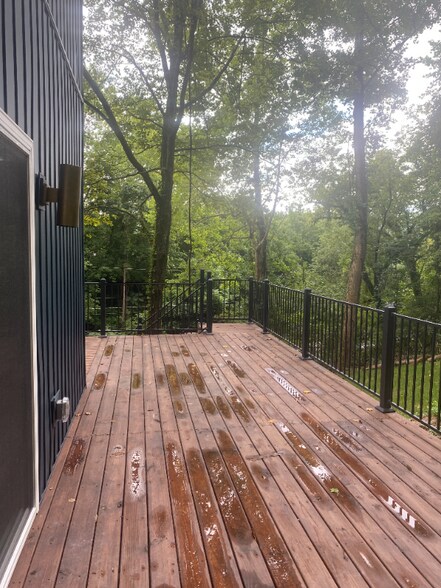 Building Photo - 108 Suzanne Dr