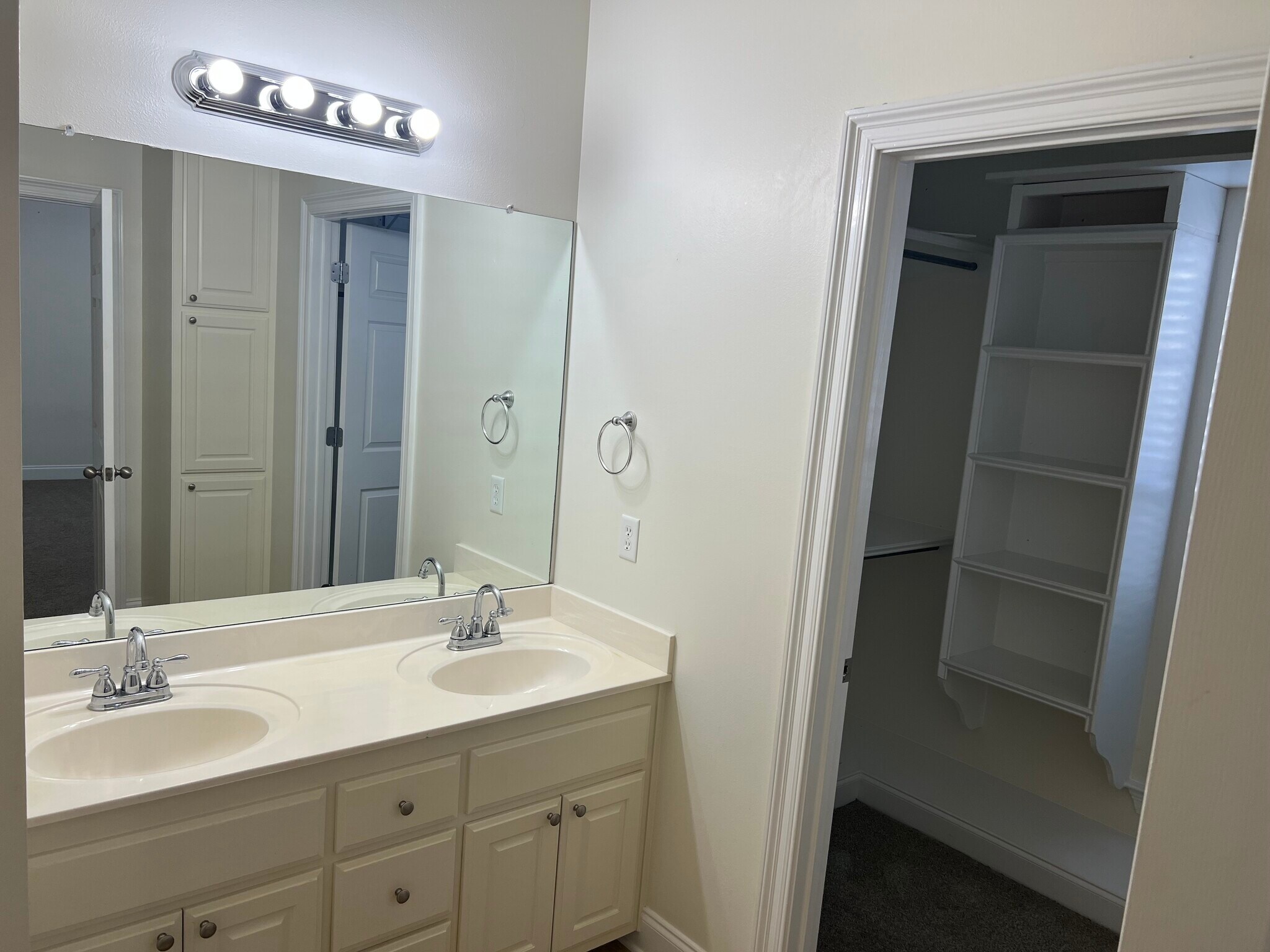 Master Bath - 38035 Post Office Rd