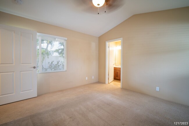 Building Photo - $5,100 / 4br - 1992ft2 - 4 BED 3 BATH HOME...