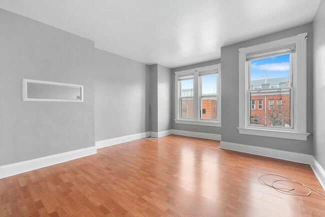 Building Photo - 22 W 25th St