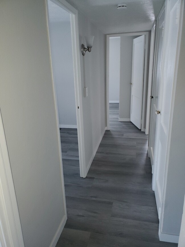 Building Photo - 1657 N Adams St