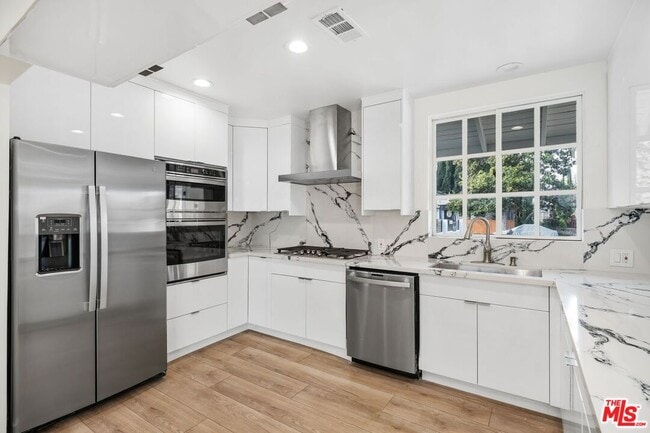 Building Photo - 6266 Etiwanda Ave