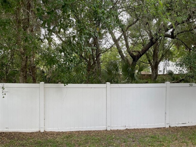 Building Photo - 11522 Quiet Forest Dr