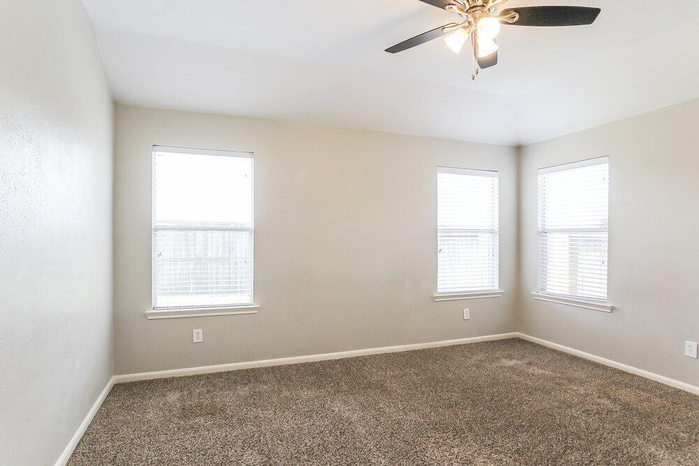 Building Photo - 10602 Harbor Canyon Dr