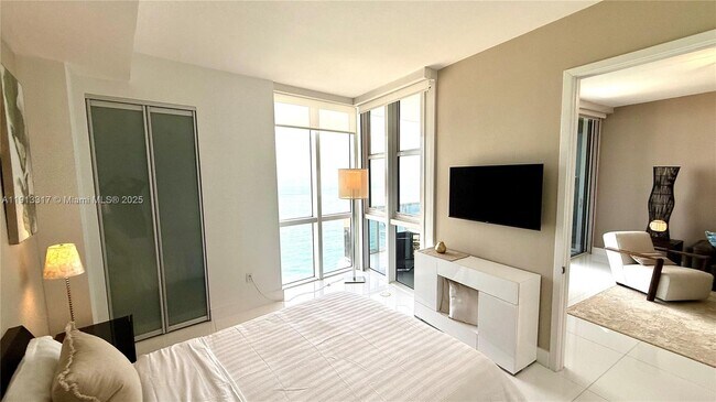 Building Photo - 18201 Collins Ave