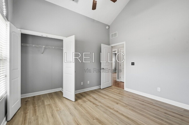 Building Photo - 116 Ashton Walk