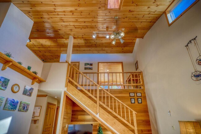 Building Photo - Timbers Condo