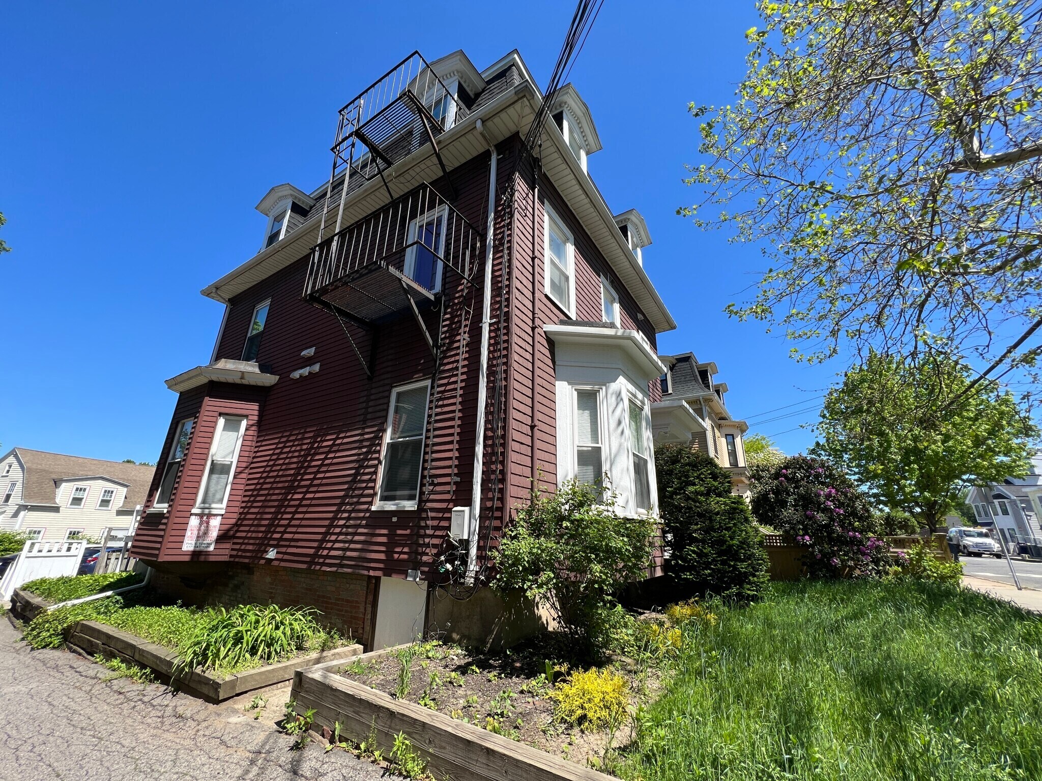 Building Photo - 65 Walden St