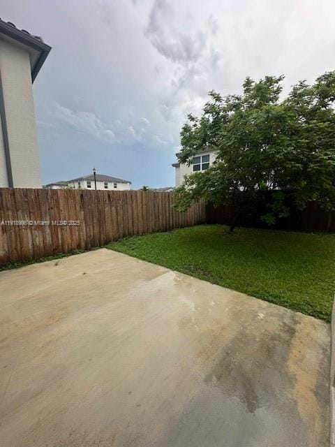 Building Photo - 1405 SE 26th Ter