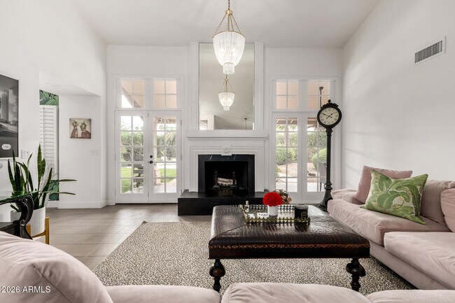 Building Photo - 9825 E Turquoise Ave