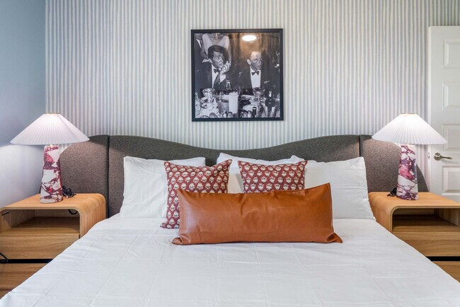 Building Photo - 13420 Trail Driver St