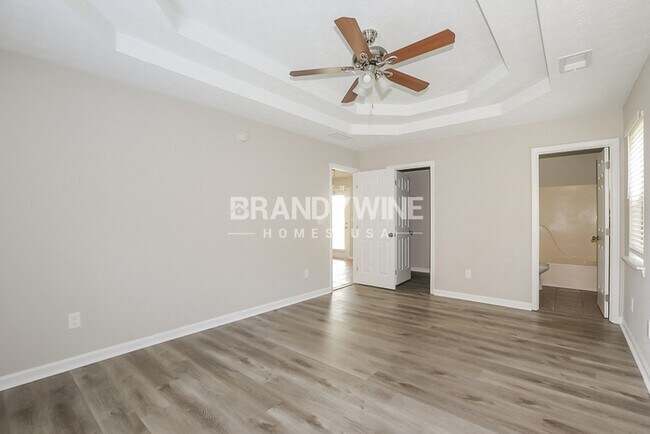 Building Photo - 148 Helen Dr