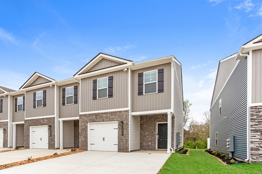 Building Photo - 2447 Legg Ln