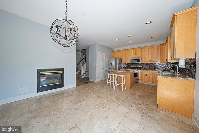 Building Photo - 757 Whitetail Cir