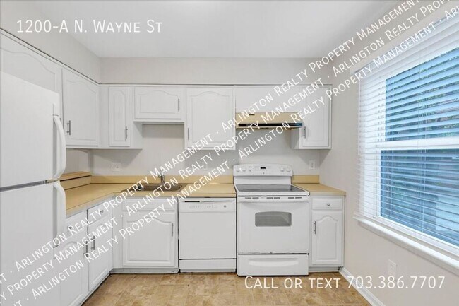 Building Photo - 1200-A N Wayne St