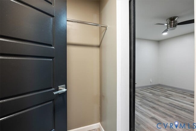 Building Photo - 4701 Lucinda Ln