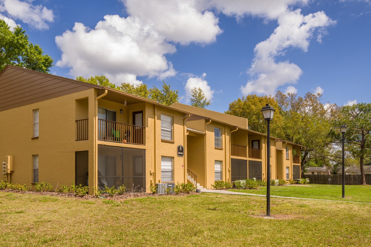 Oasis At Bayside East Largo
