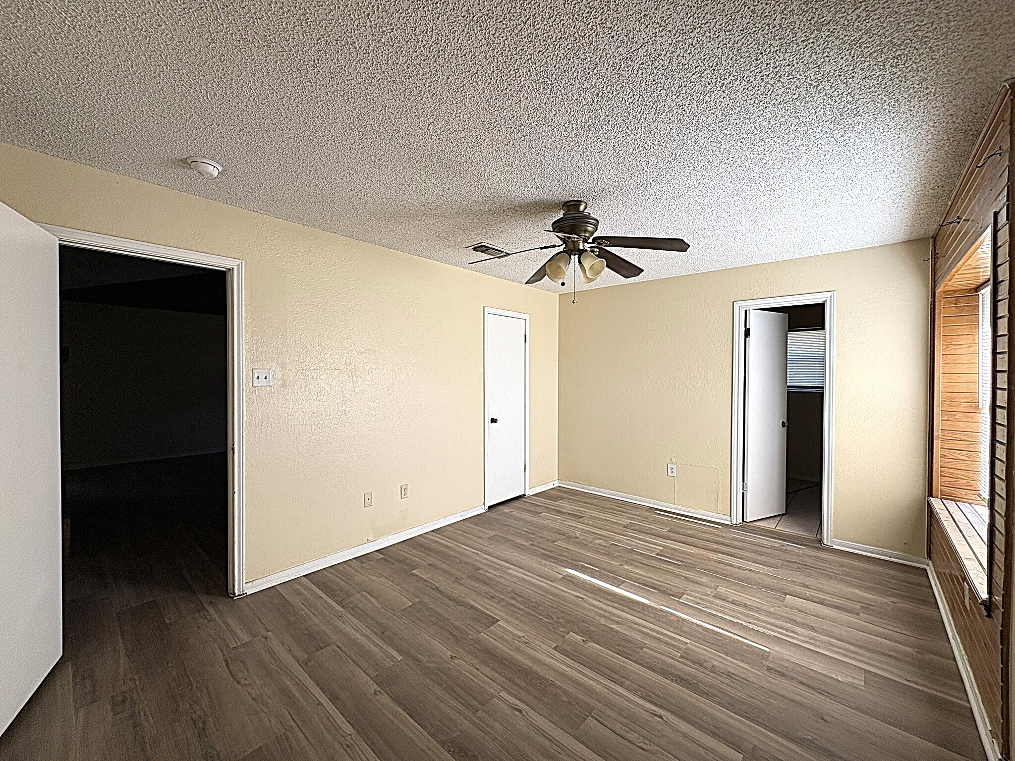 Building Photo - 2309 Whitney Dr