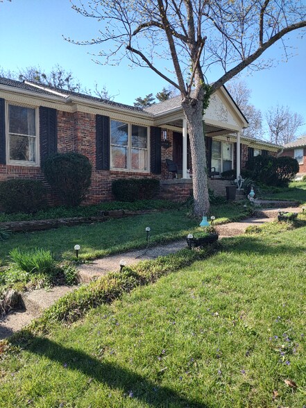 Building Photo - 5204 Roman Dr