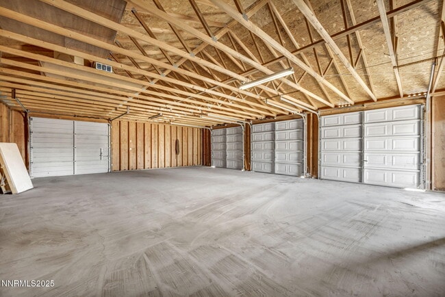 Building Photo - 430 Calle De La Plata