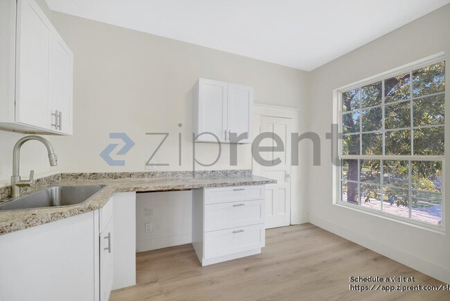 Building Photo - 3711 Wendelkin St