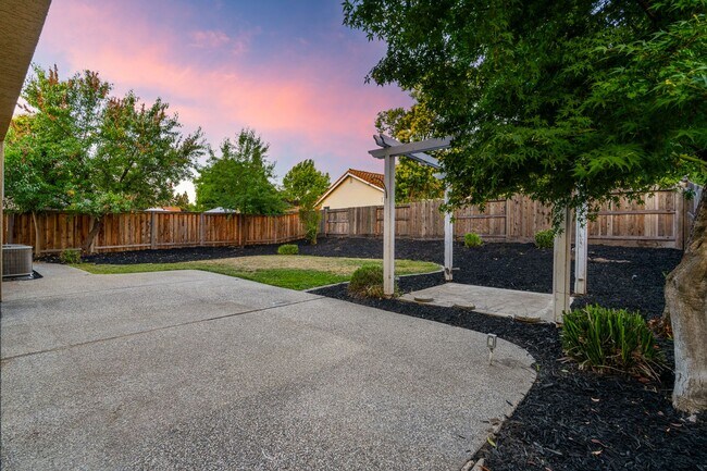 Building Photo - 1451 Lorimer Way