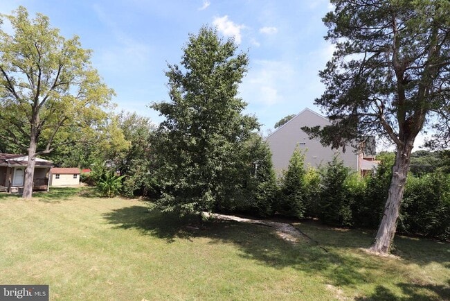 Building Photo - 4006 Buckman Rd