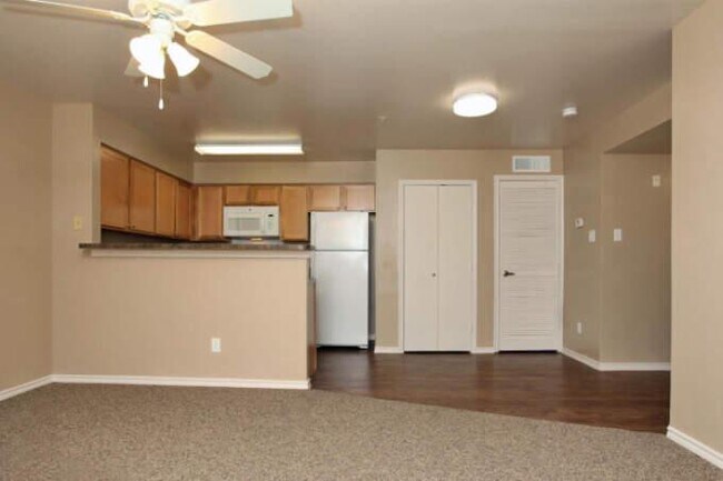 Building Photo - 1 bedroom in Austin TX 78753