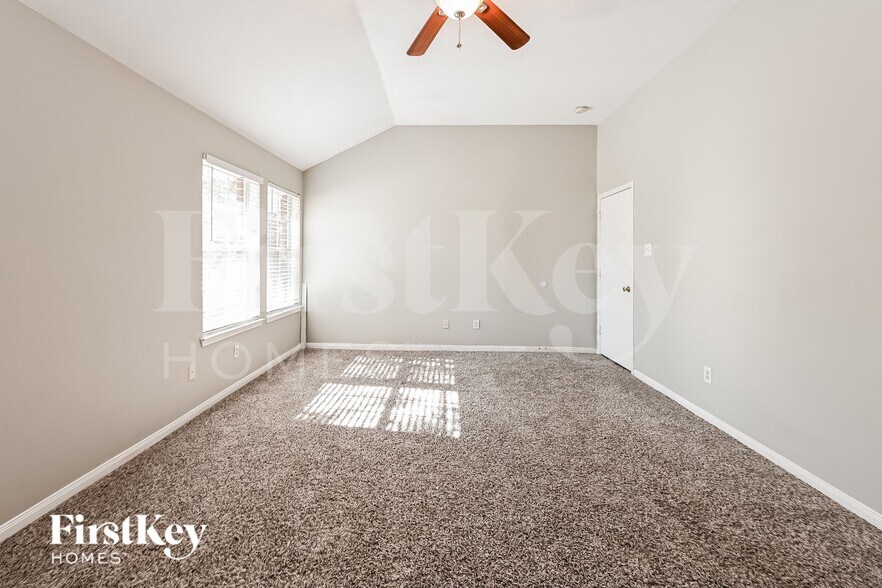 Building Photo - 3117 Bay Creek Dr