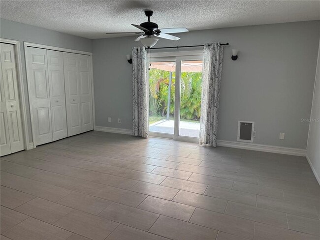 Building Photo - 1164 Engman St