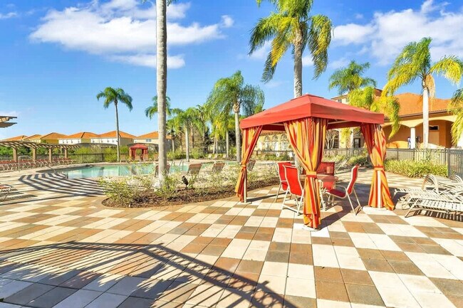 Building Photo - 421 Cabello Dr