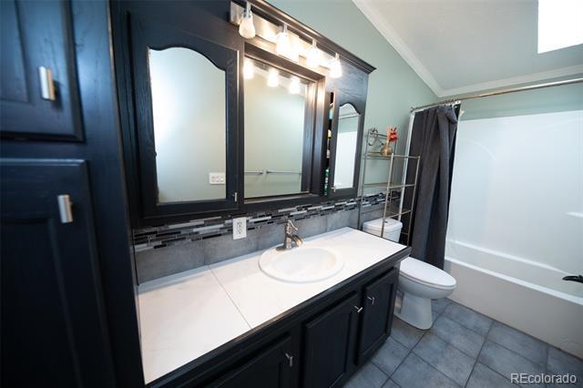 Building Photo - 5774 Clay St