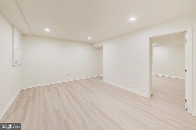 Building Photo - 8932 Barrowgate Ct
