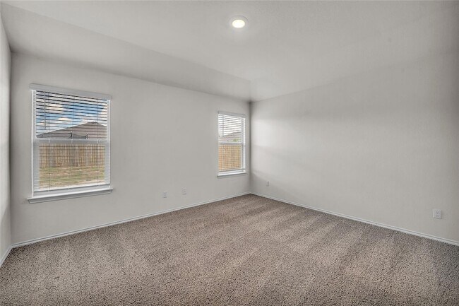 Building Photo - 144 Willers Rd