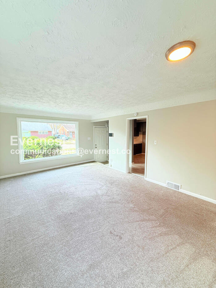 Building Photo - 19908 Heyden St